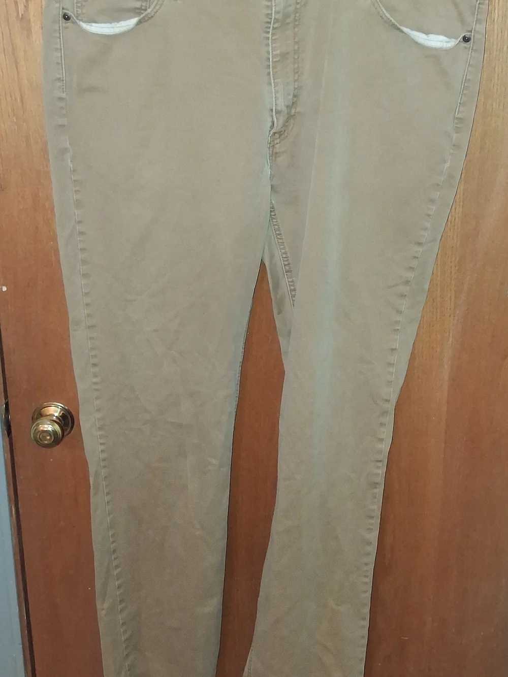 Levi's Relaxed Fit Jeans in Khaki Tan